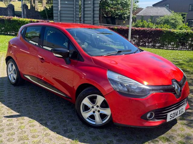 Renault Clio 1.2 16V Dynamique MediaNav 5dr Hatchback Petrol Red