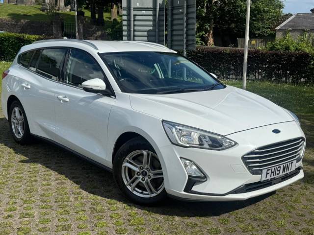 Ford Focus 1.5 EcoBlue 120 Zetec 5dr Estate Diesel White