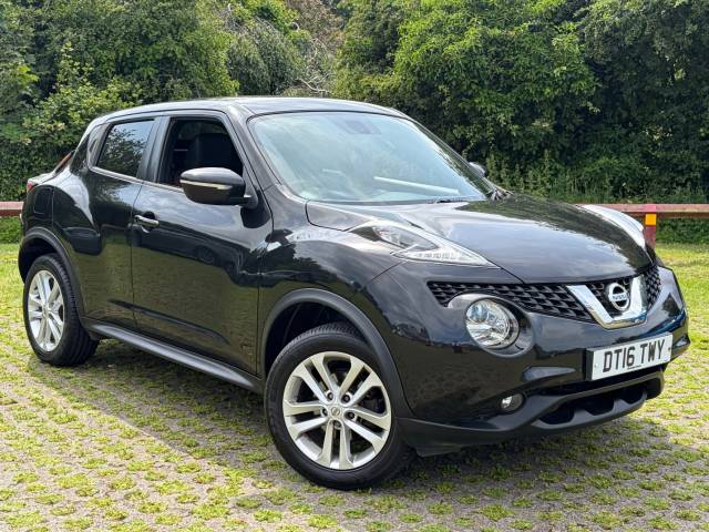 Nissan Juke 1.6 N-Connecta 5dr Xtronic Hatchback Petrol Black
