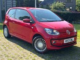 VOLKSWAGEN UP at Lamberts Garage Leven