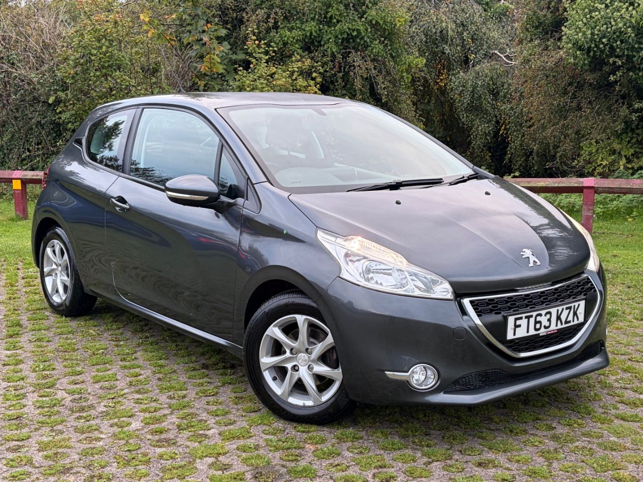 2013 Peugeot 208